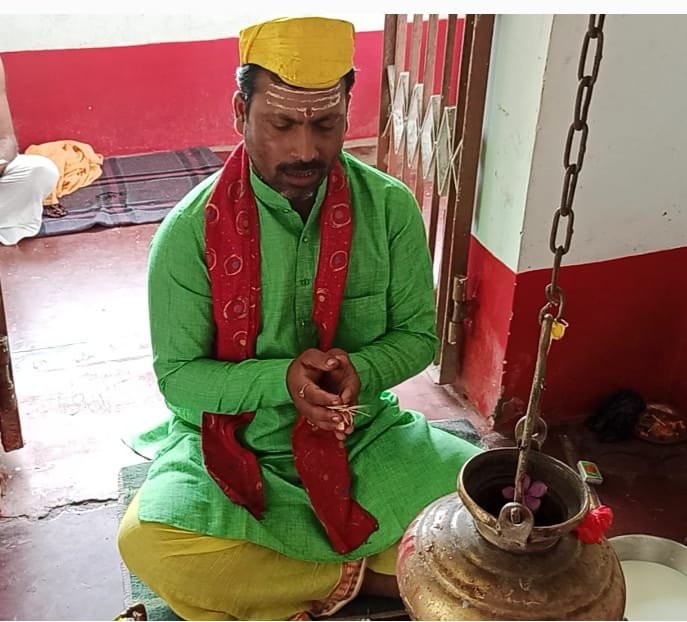 करजाईन बाजार : रक्षाबंधन पर रुद्राभिषेक का आयोजन﻿