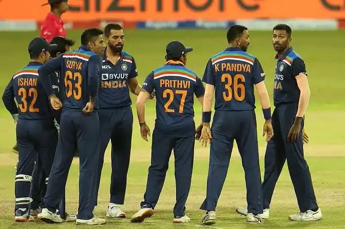 भारत ने श्रीलंका को आर. प्रेमदासा स्टेडियम में खेले गए पहले टी-20 मुकाबले में 38 रनों से हराकर