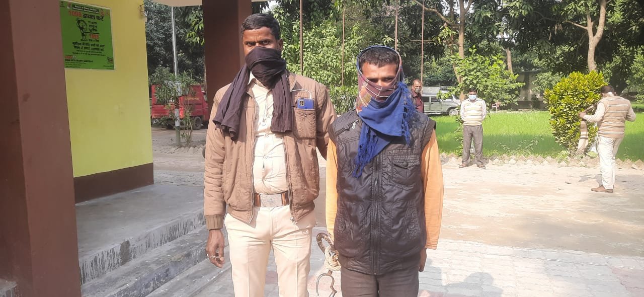 प्रतापगंज ( सुपौल ) : प्रेमी ने चार बच्चों की माँ का किया गाला दावा कर हत्या, गिरफ्तार ।