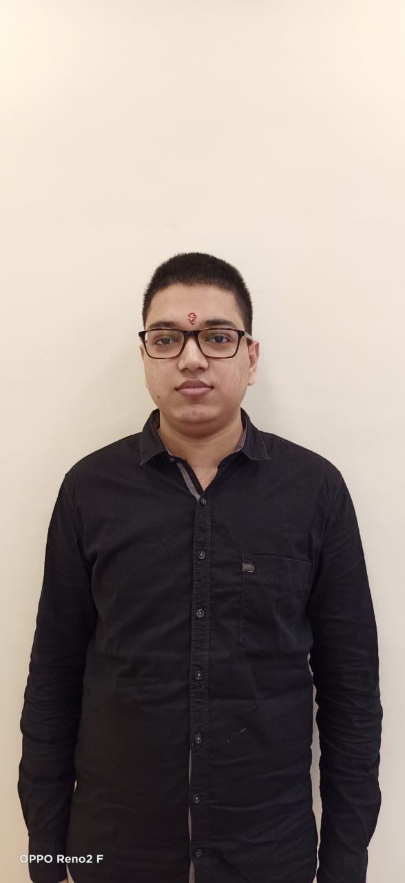 सिमराही बाजार : नीट के परिणाम आने से परिजन सहित लोगो मे हर्ष।