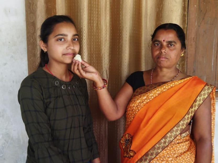 मैट्रिक कि परीक्षा में 437 अंक लाकर गांव का नाम छोटी कुमारी ने की रोशन