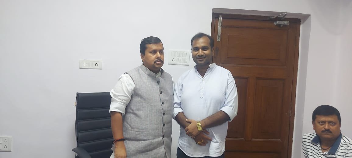 सिमराही में जाम की समस्या को लेकर BJP नेता अनुराग ने पथ निर्माण मंत्री से 4 लेन पर फ्लाई ओवर बनने की मांग की ..