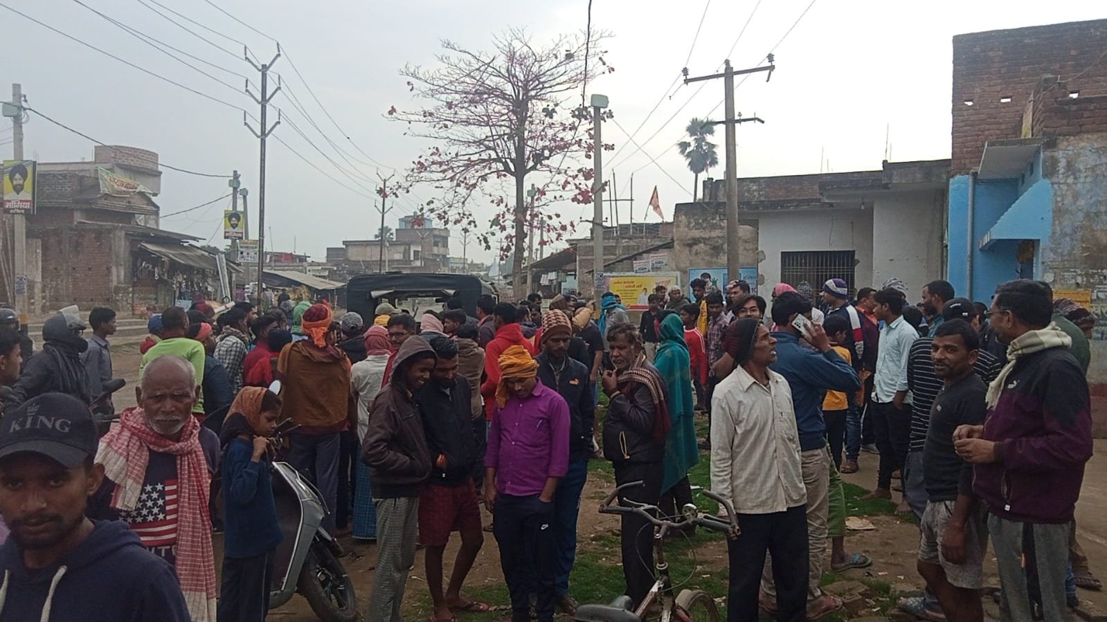 भागलपुर में धर्म परिवर्तन का मामला बनता जा रहा सनसनीखेज, बीमारी ठीक करने के नाम पर जबरण ईसाई धर्म कराया जा रहा कबुल।