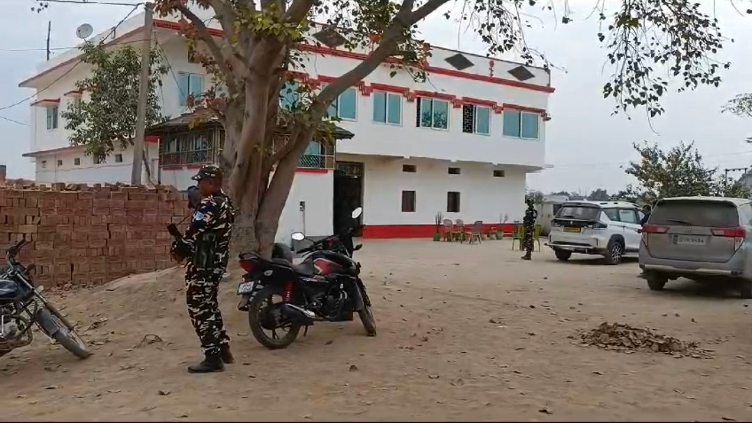 ब्रह्मपुर विधायक शंभूनाथ यादव के एक दर्जन से ज्यादा ठिकानों पर एक साथ ईडी की छापेमारी ..