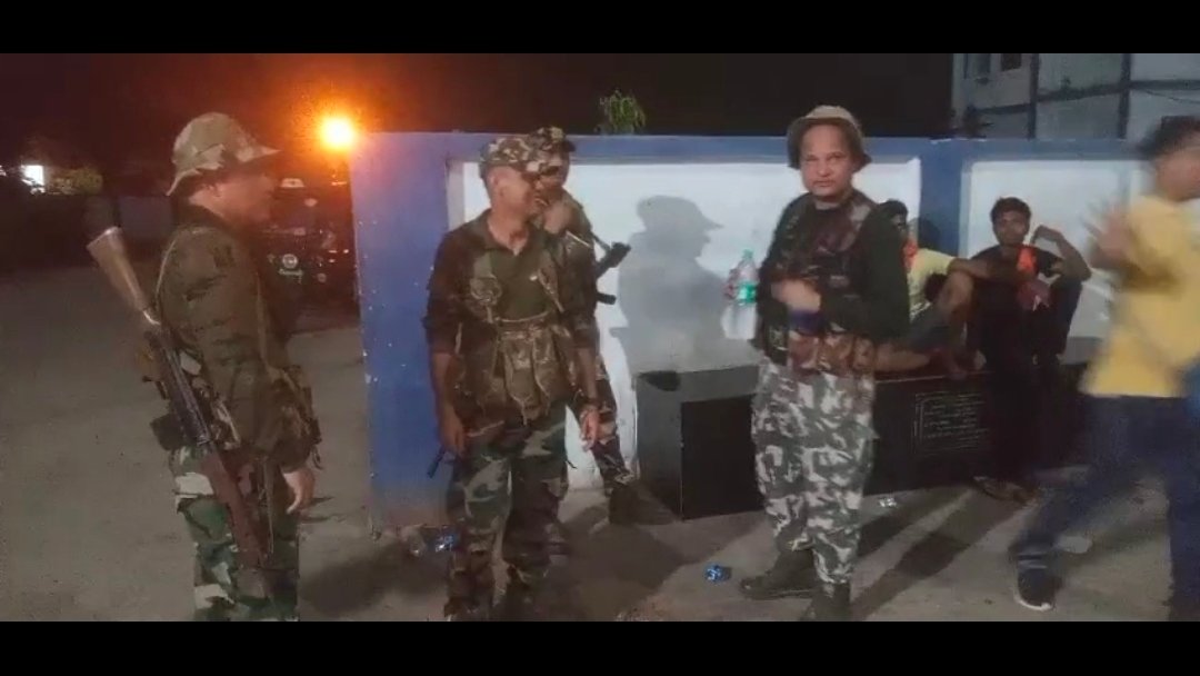 फ्लैग मार्च कर रहे जवान कि तबियत हुई खराब अस्पताल पहुचते हि हुई मौत।