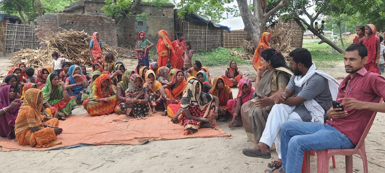 डेढ़ करोड़ की ठगी मामले में केस दर्ज नहीं करने पर लालपुर सरोपट्टी के दीनाभद्री स्थान में महादलितों ने बुलाई महापंचायत…..